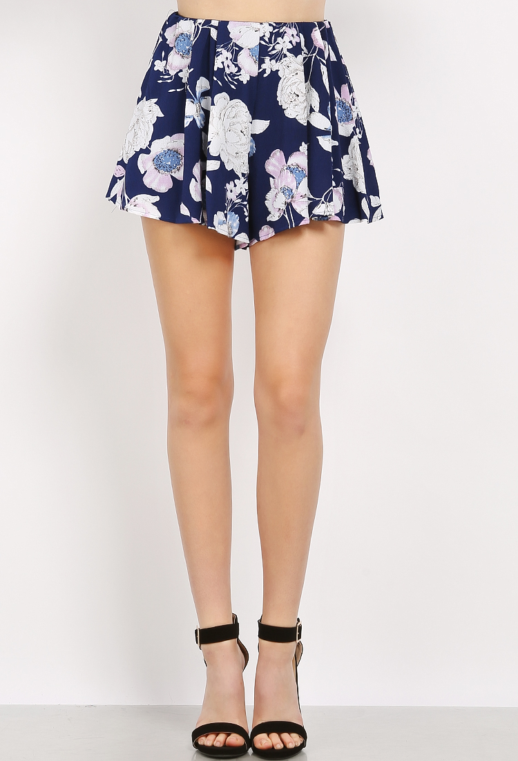 Flower Pattern Ruffled Shorts