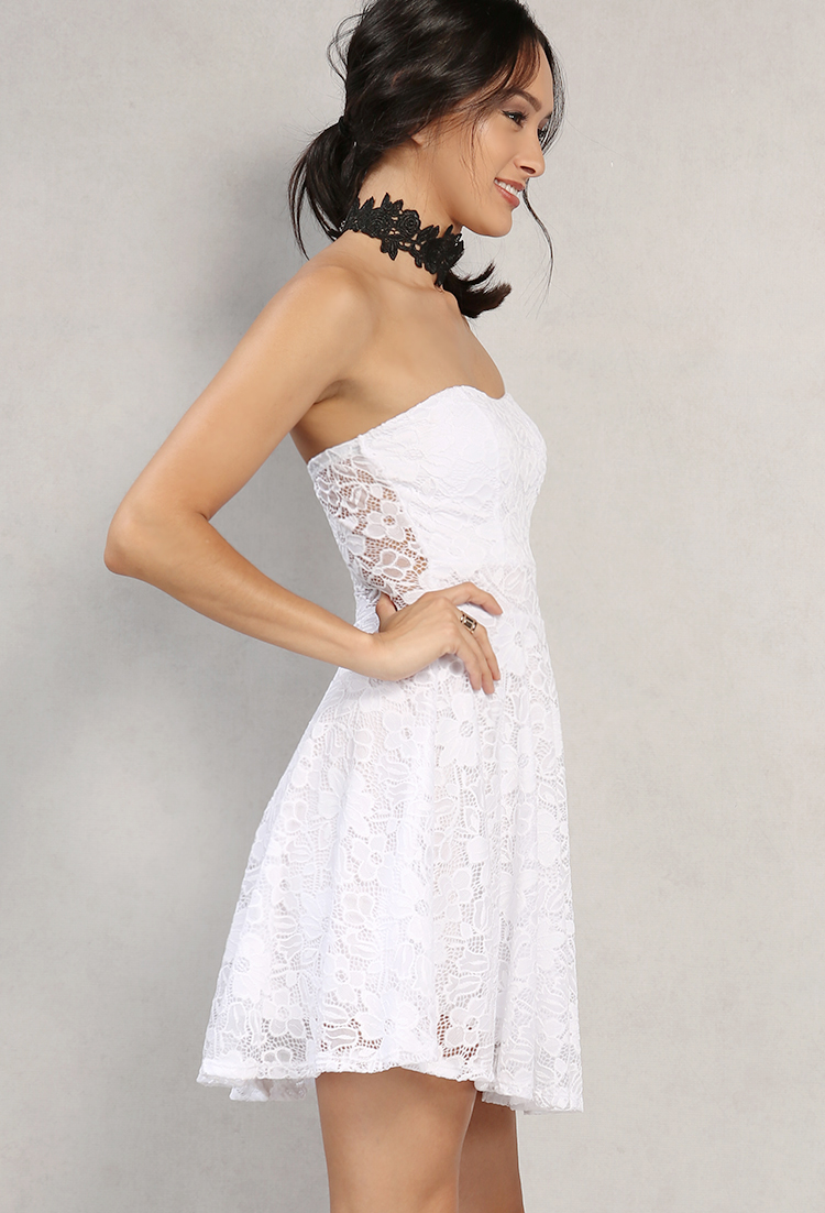 Lace Overlay Fit And Flare Dress W/ Choker