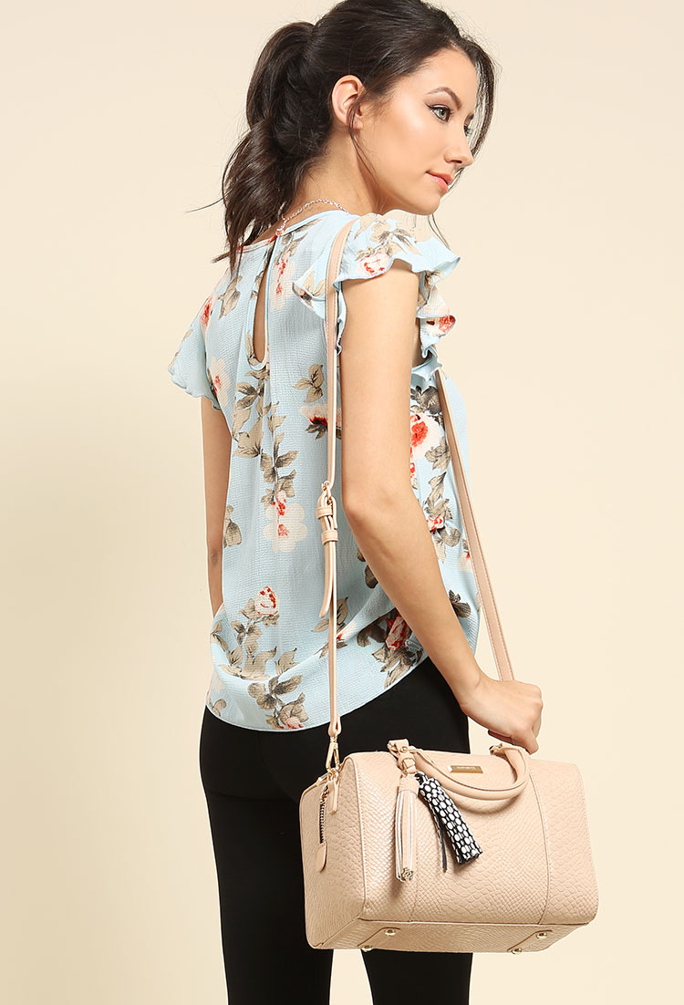 Ruched Floral Cap-Sleeve Top W/ Necklace