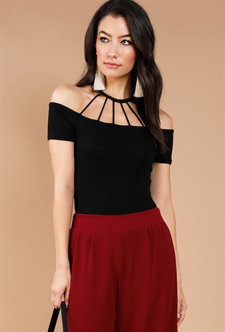 Caged Choker Off-The-Shoulder Knit Top