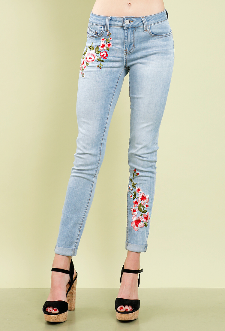 Floral Crop Top + High Waist Jeans – StylePantry