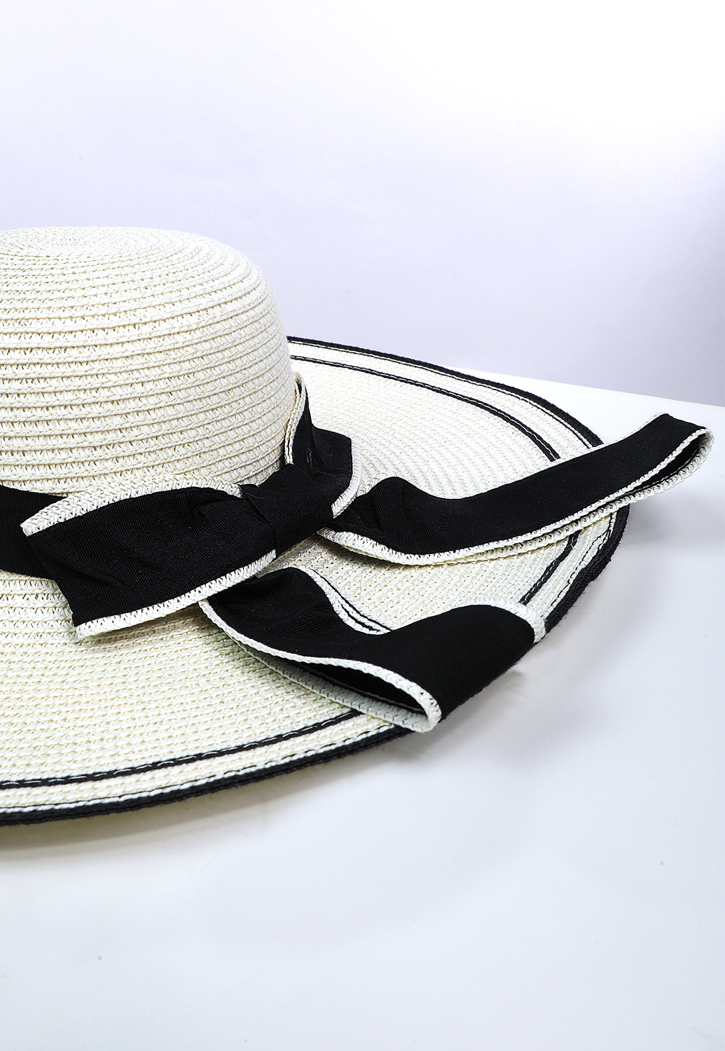 Bow Straw Side-Brim Hat