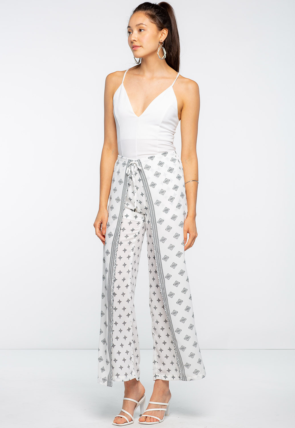 Abstract Print Tie Front Pants