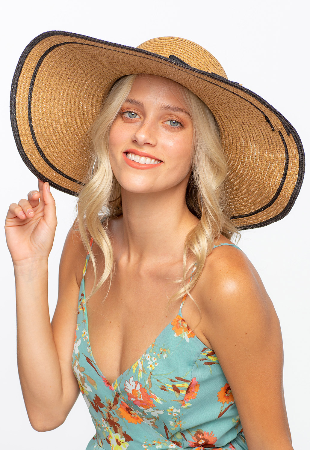 Summer Straw Hat With Ribbon 