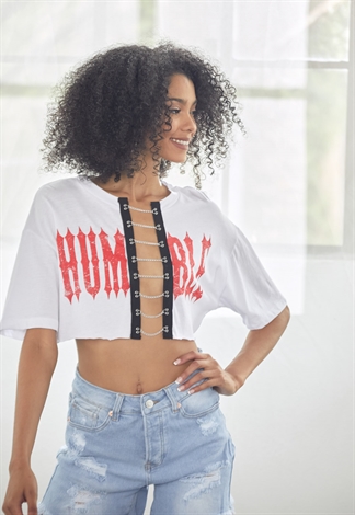 Cut Out Chain Graphic Crop Tee