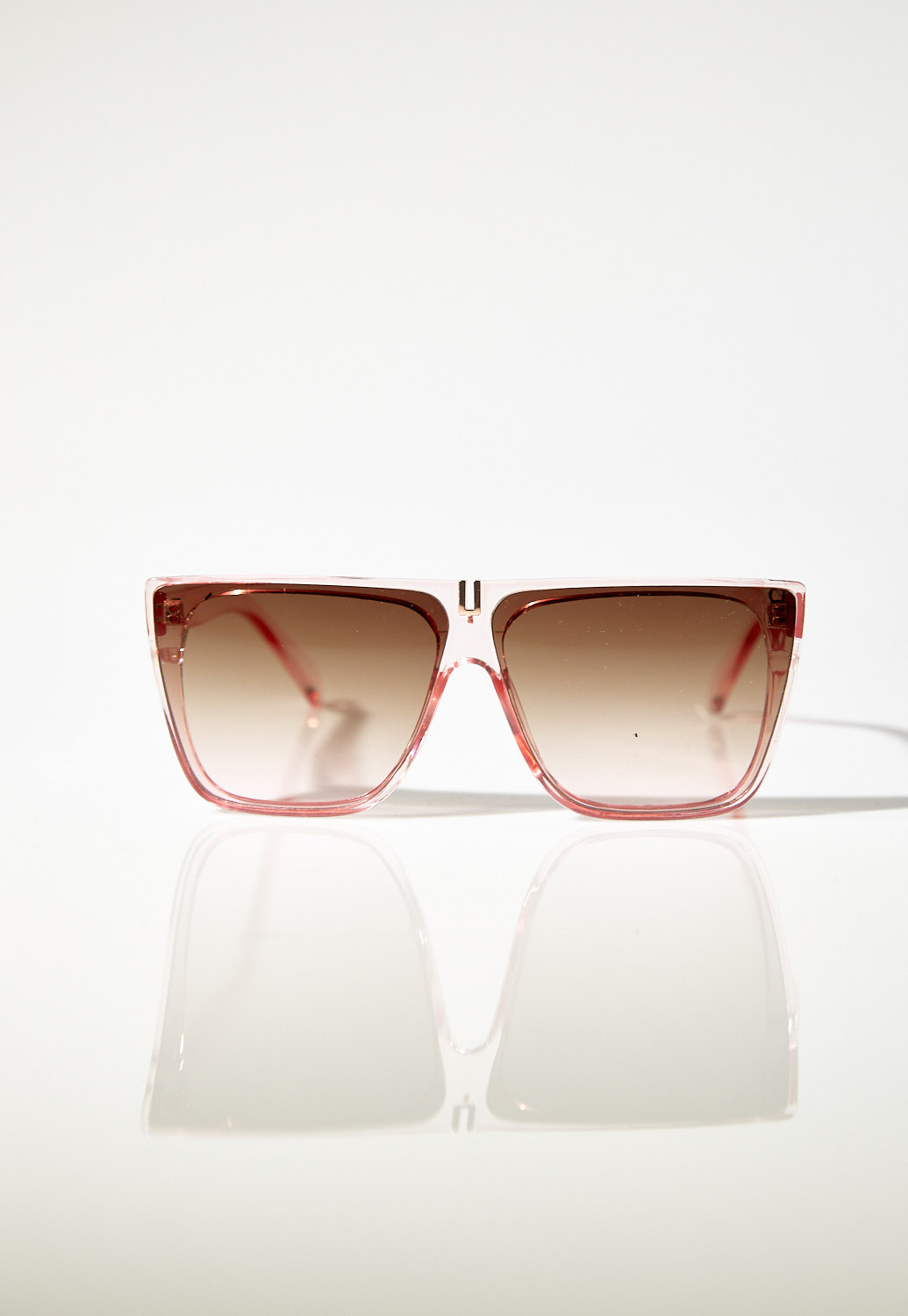 Clear Frame Fashion Sunglasses