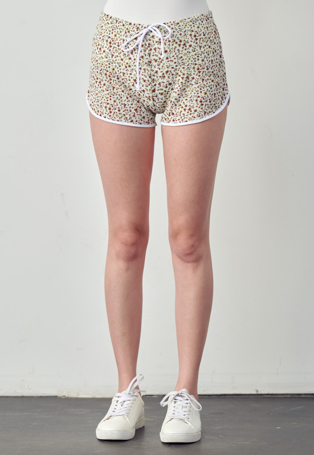 Floral Print Contrast Binding Shorts