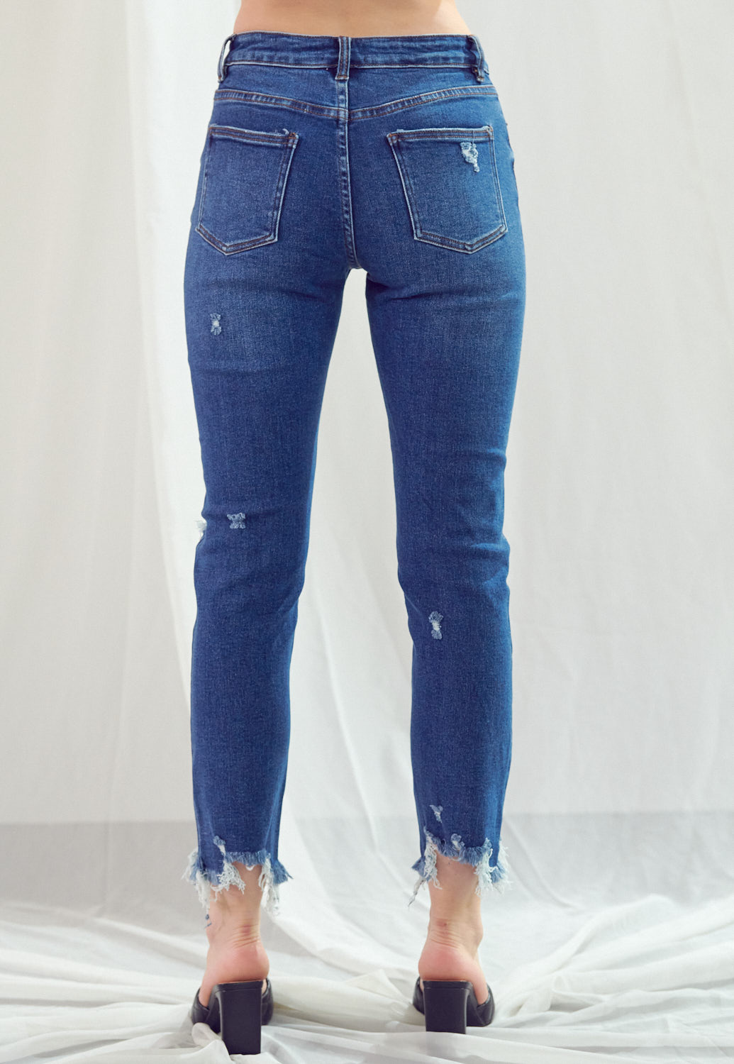 High Rise Slim Fit Straight Jeans 