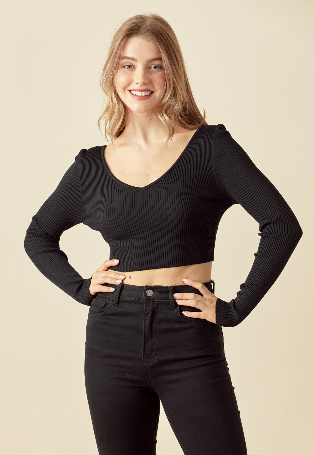 Long Sleeve Wide V-Neck Cropped Top 