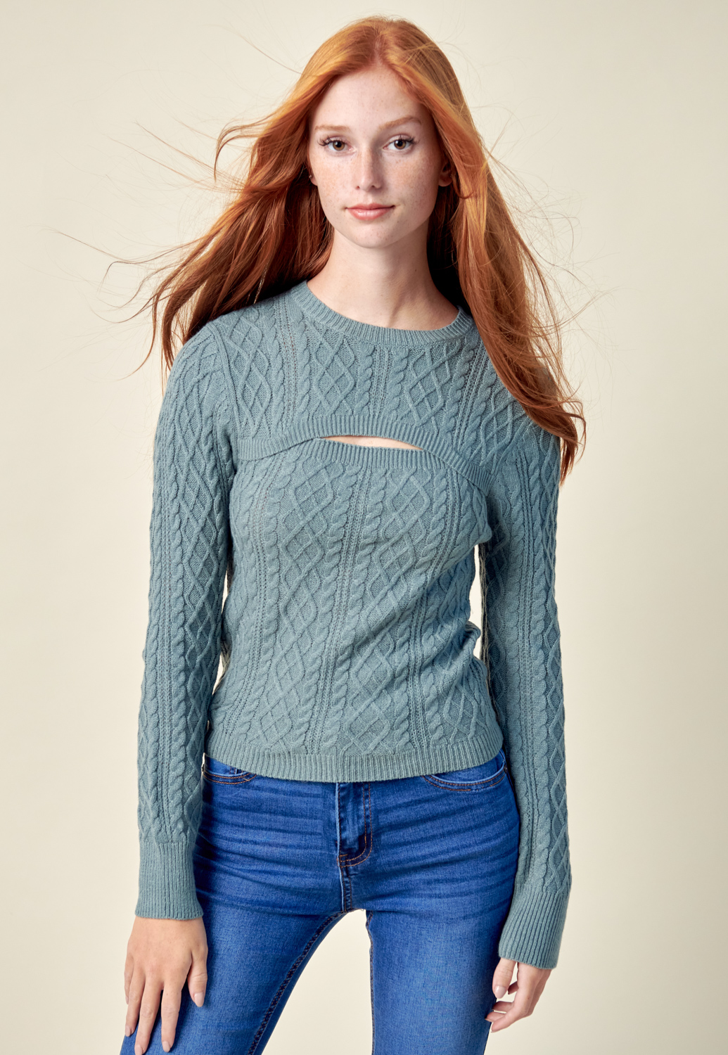 Knit Cut-Out Detail Sweater Top 