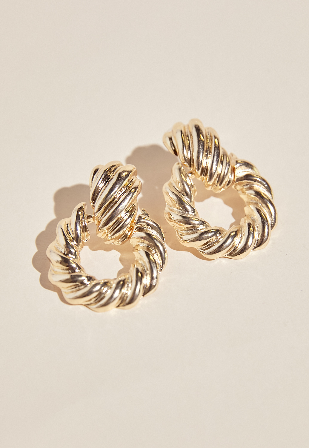 Gold Shell Earrings 