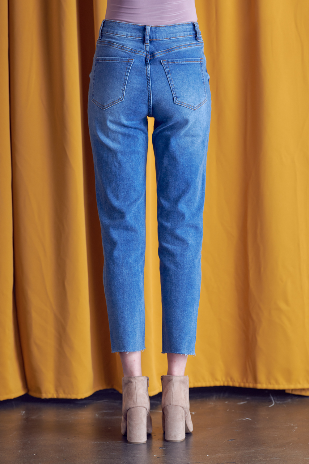 High Rise Distressed Mom Jeans 
