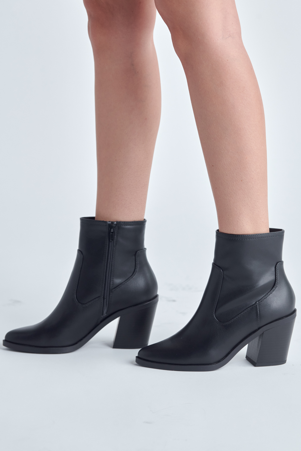 Simple Ankle Boots 