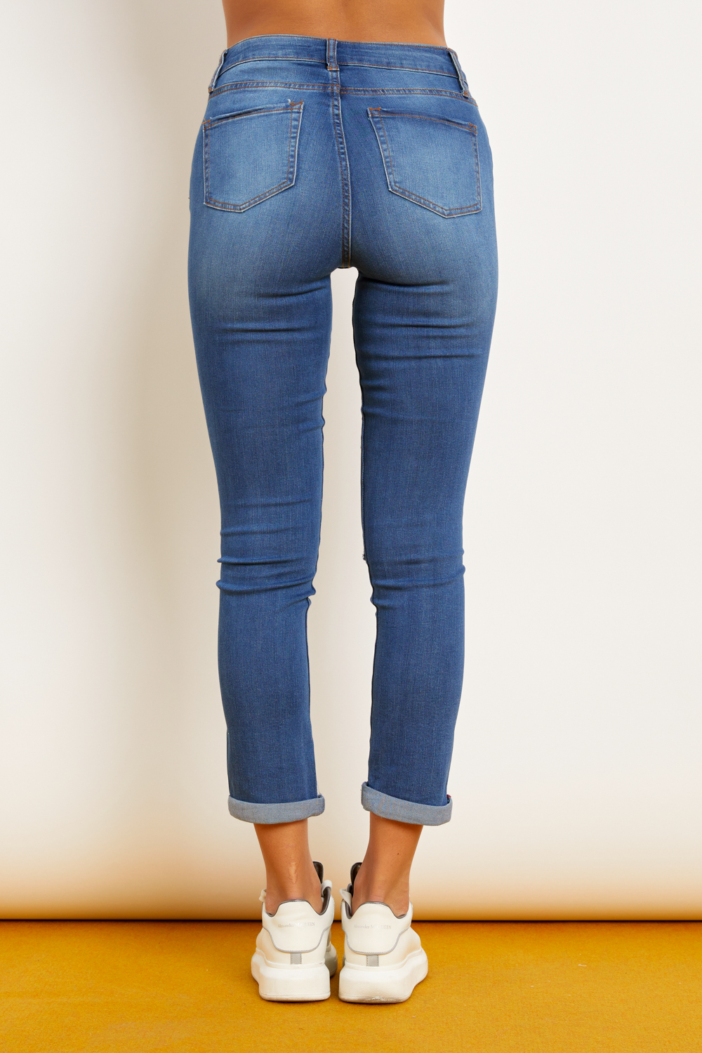  High Rise Distressed Skinny Jeans